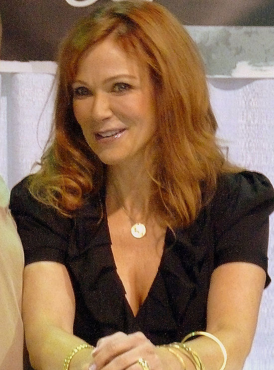 Lauren Holly
